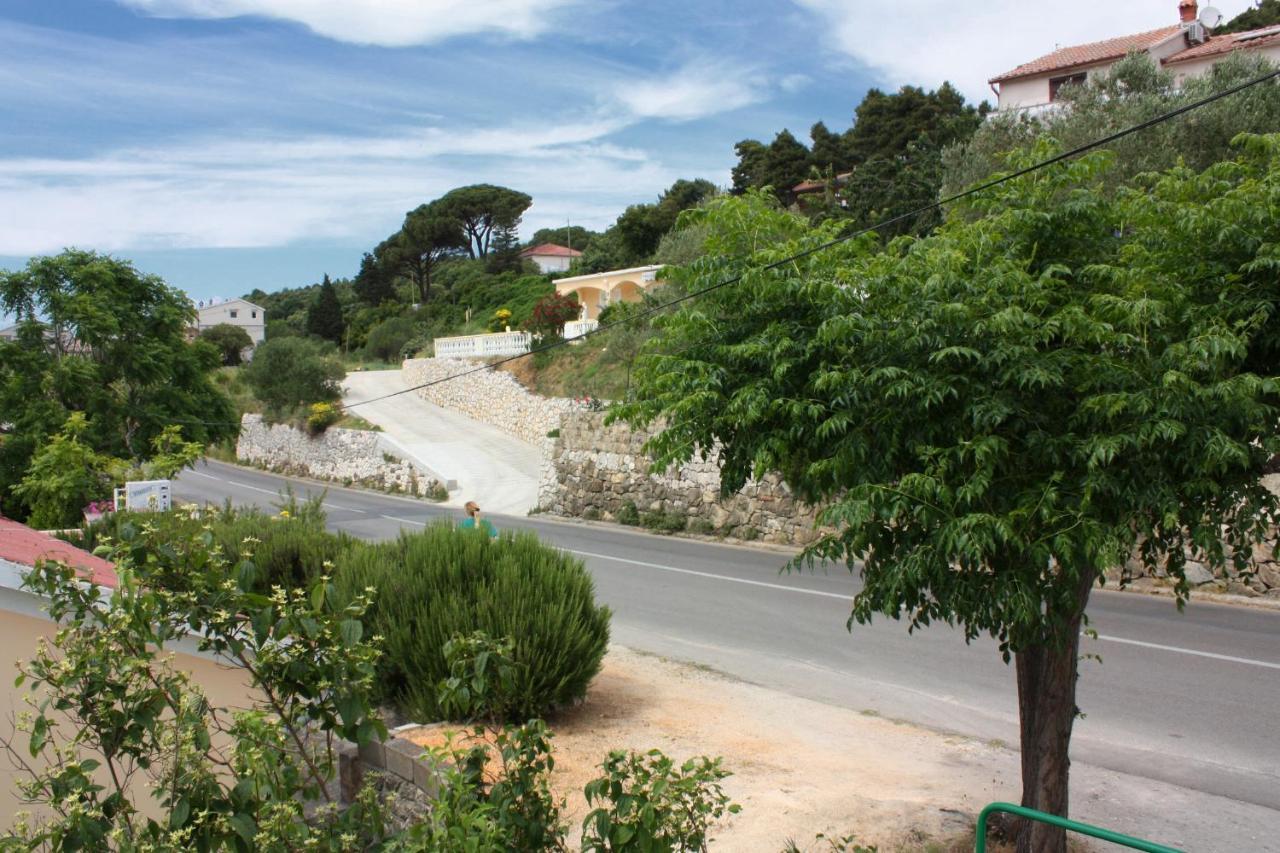 Apartments With A Parking Space Kampor, Rab - 4984 Exterior foto